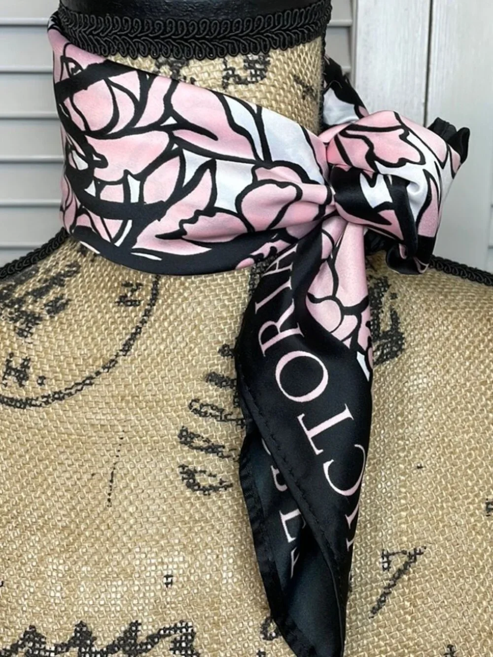 NWT Victoria’s Secret Silk Bombshell Scarf